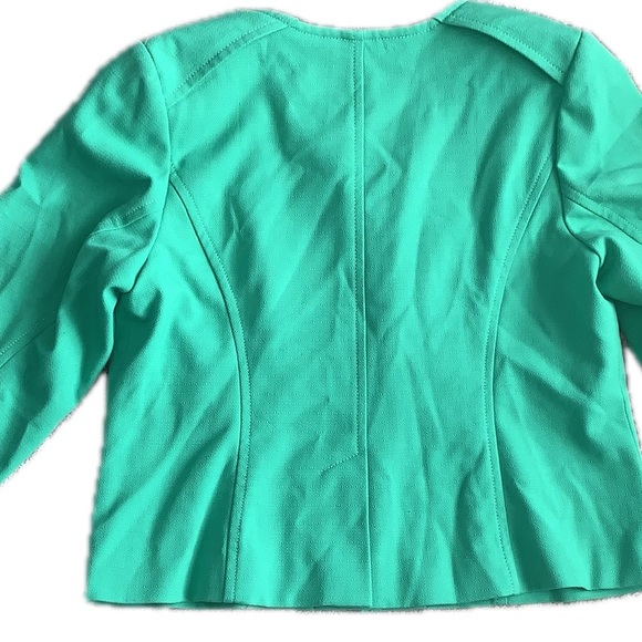 Lane Bryant Green Blazer with Silver Toggle Closure & Fitted Silhouette - Picture 3 of 3